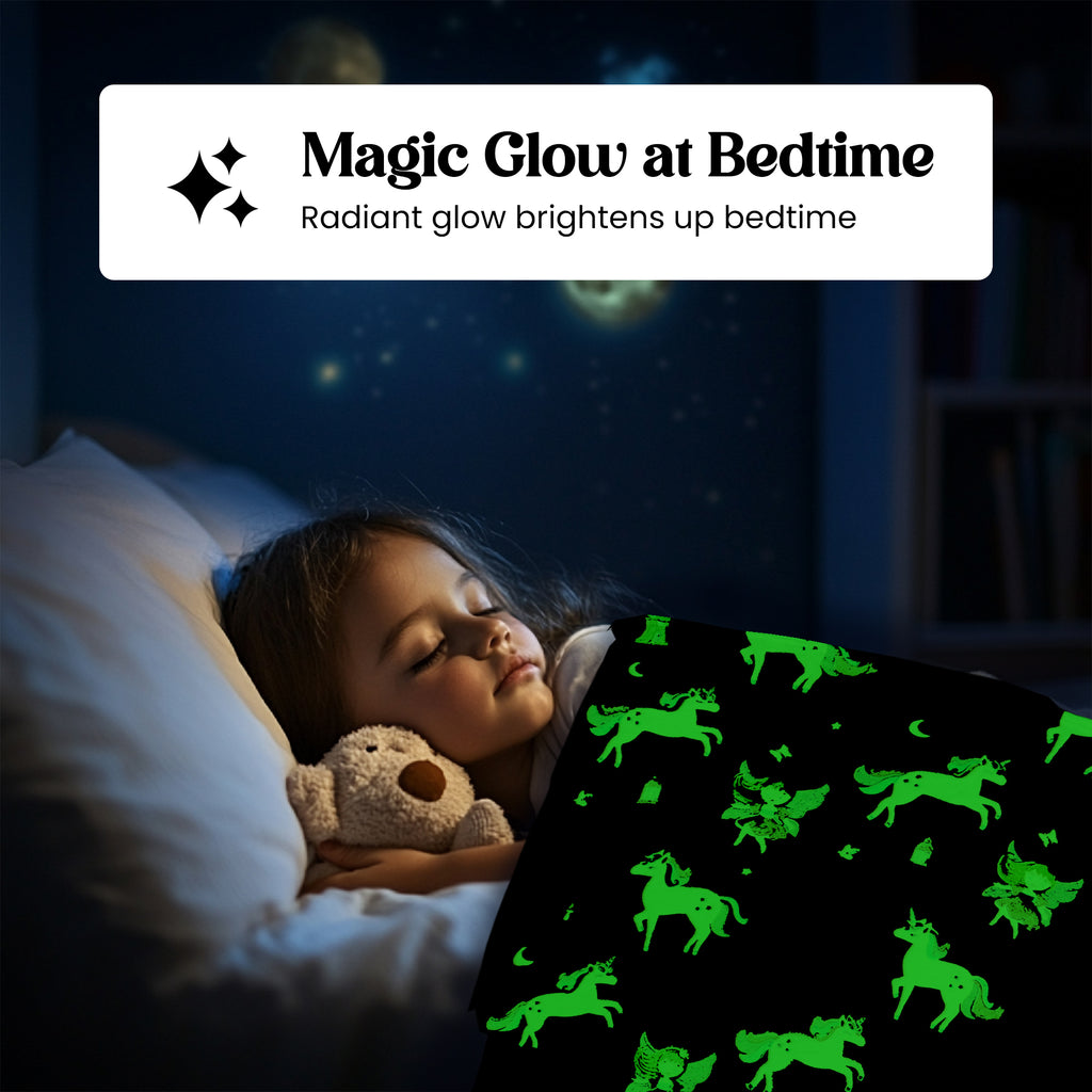 Glow in The Dark Blanket for Kids – Soft Cozy Fleece Unicorn & Star Design – 200x152 cm Queen Size – Washable Night Light Blanket for Girls & Boys (Mix Pink) (Age 0–15 Years)